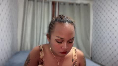 Snapshot of quinn_debzy chatting on 09.25.25 Debzy online show from 09.25.25