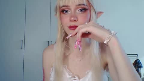Snapshot of quyenpollio chatting on 06.10.26 Lana Pollio online show from 06.10.26