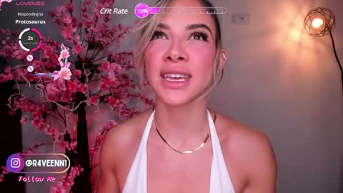 Snapshot of r4veenn chatting on 12.20.24 RACHEL BLAKE online show from 12.20.24