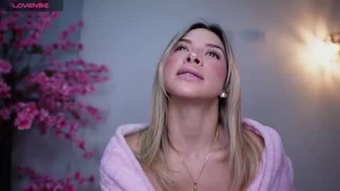 Snapshot of r4veenn chatting on 01.13.25 RACHEL BLAKE online show from 01.13.25