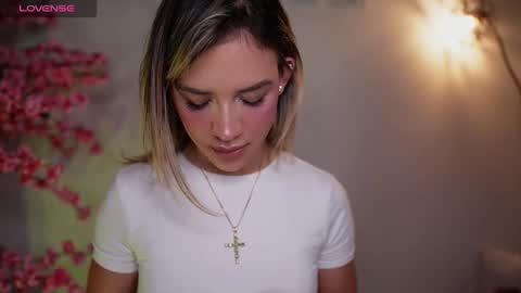 Snapshot of r4veenn chatting on 01.14.25 RACHEL BLAKE online show from 01.14.25