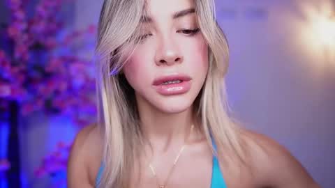 Snapshot of r4veenn chatting on 01.16.25 RACHEL BLAKE online show from 01.16.25