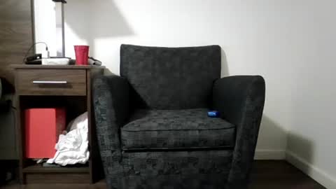 r_monkey583 online show from 10.01.25