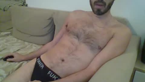 Snapshot of ra111an chatting on 12.22.24 ra111an online show from 12.22.24