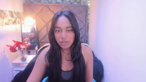 Snapshot of rachel__jonees chatting on 10.25.25 Rachel Jonees online show from 10.25.25