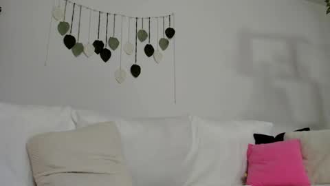 Snapshot of rachel__lips chatting on 05.31.26 rachel__lips online show from 05.31.26