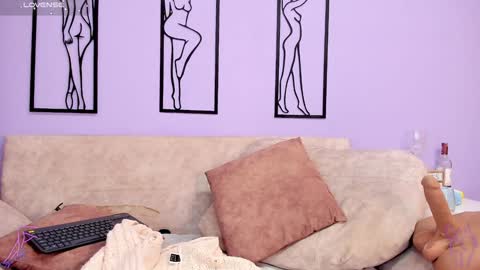 Rachel Lang online show from 01.10.25