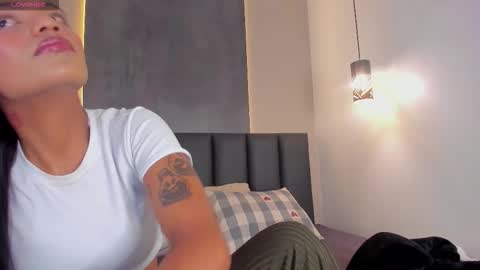 Snapshot of rachel_martinez chatting on 10.23.25  RACHEL  online show from 10.23.25