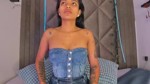 Snapshot of rachel_martinez chatting on 10.28.25  RACHEL  online show from 10.28.25