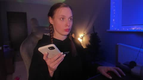 Snapshot of rachel_passion chatting on 12.17.24 Diana online show from 12.17.24