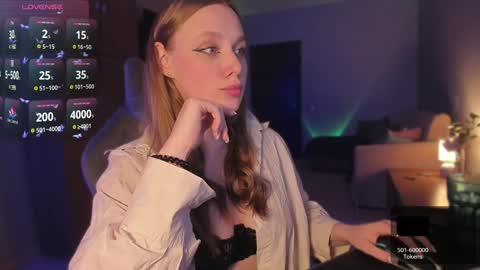 Snapshot of rachel_passion chatting on 12.20.24 Diana online show from 12.20.24
