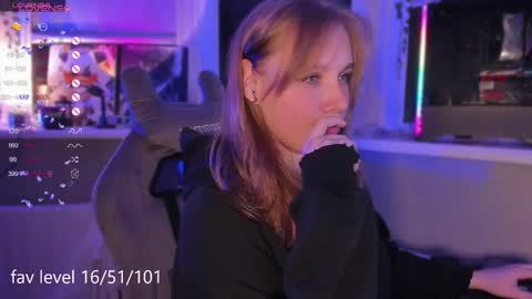 Snapshot of rachel_passion chatting on 10.07.25 Diana online show from 10.07.25