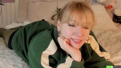 Snapshot of rachelcaart chatting on 10.25.25 Ray  online show from 10.25.25