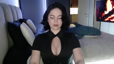 Snapshot of rachelcamp chatting on 04.28.26 Call me Miss. online show from 04.28.26