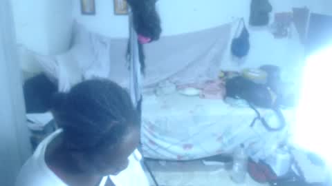 Snapshot of rachelexoticgirl chatting on 01.05.25 rachelexoticgirl online show from 01.05.25