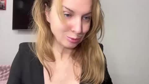 Rachel online show from 02.19.25