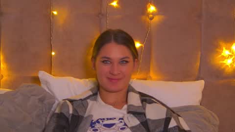 RachellSimpson online show from 12.04.24