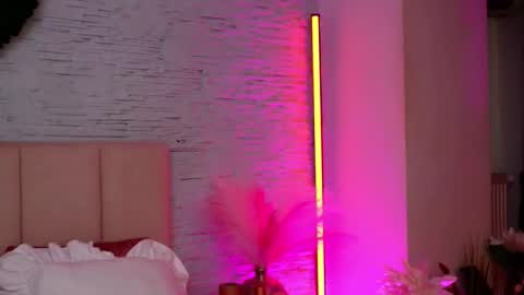 RachelSwaan online show from 02.10.26