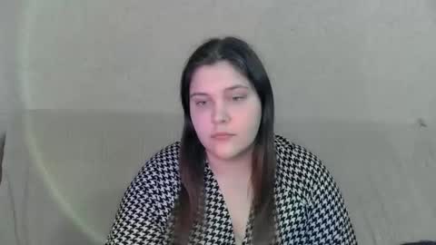RachelWild online show from 03.06.25