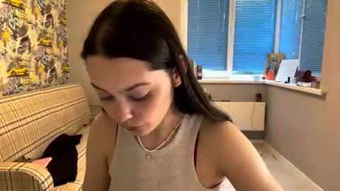 Elizabeth online show from 07.06.26