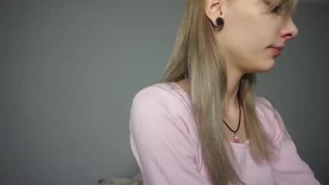 Sara online show from 10.20.25