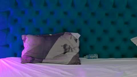 sweet peach online show from 03.24.26