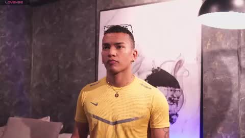 Snapshot of rafa_cruz chatting on 06.16.26 rafa_cruz online show from 06.16.26