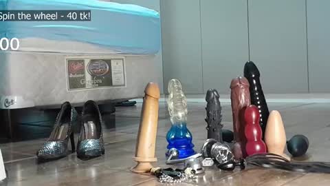 Snapshot of rafaslave chatting on 02.14.25 Rafa Slave online show from 02.14.25