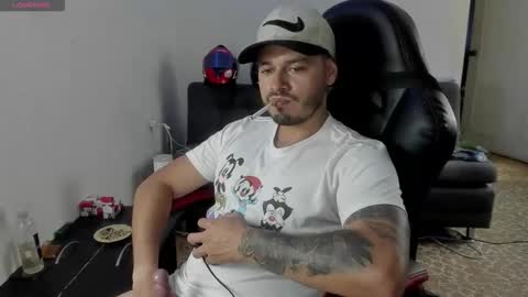 ragnar_lothbrok77 online show from 10.24.25