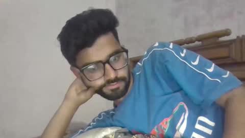 Snapshot of rahu836516 chatting on 03.25.26 rahu836516 online show from 03.25.26