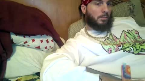 Snapshot of raidersman757 chatting on 02.08.25 hitman online show from 02.08.25