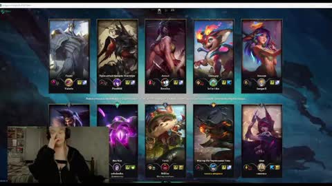 Snapshot of raiingurl chatting on 01.10.25 Kate online show from 01.10.25