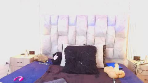  Welcome to my room  online show from 09.24.25