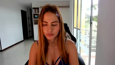 Jennyindependent model . online show from 01.04.25