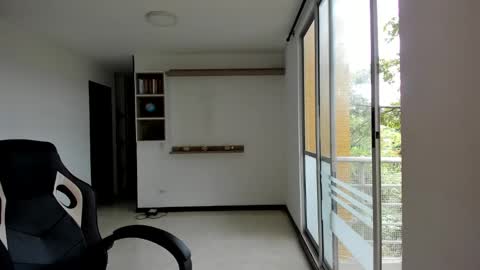 Jennyindependent model . online show from 01.05.25