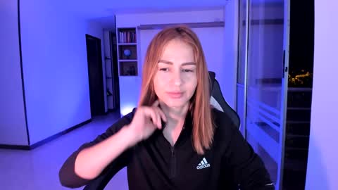 Jennyindependent model . online show from 03.01.25