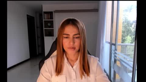 Jennyindependent model . online show from 09.14.25