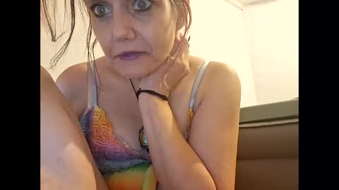 rainbowbrooke79 online show from 11.18.25