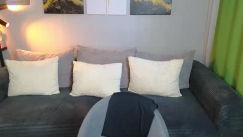 rainevi online show from 03.23.26