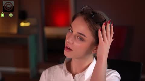 Raisa online show from 11.22.25