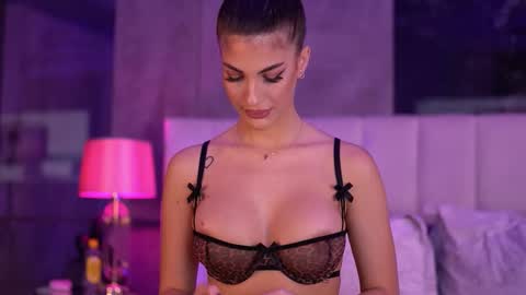 Raisa online show from 10.29.25