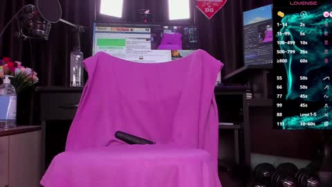 Laura online show from 12.11.24