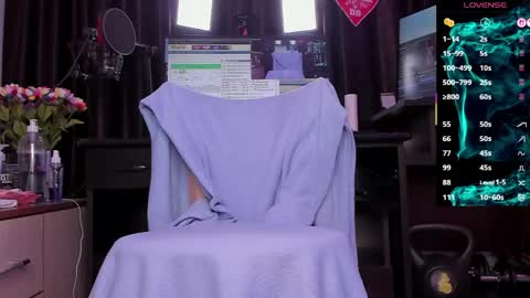 Laura online show from 04.17.26