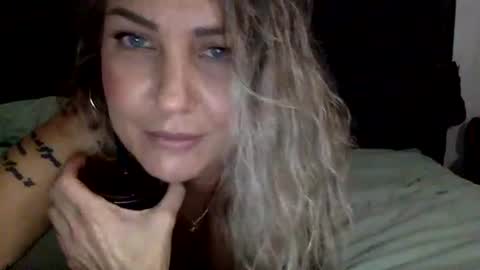 Mamakel online show from 10.23.25