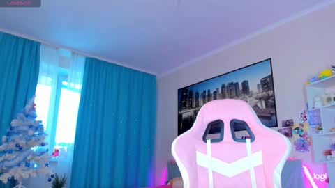 Ramona terner online show from 01.05.25