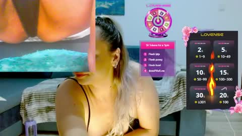 Snapshot of ramonaanca99 chatting on 05.23.26 Kim-Hot-Girl online show from 05.23.26