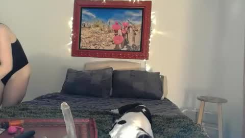    RAMONA Q   online show from 04.14.26