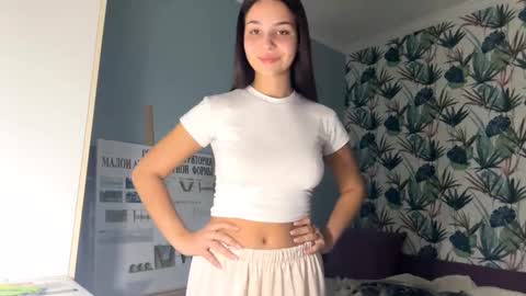 ShyBerry online show from 10.29.25