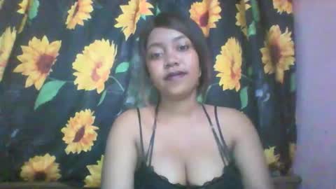Snapshot of ranah23 chatting on 05.14.26 ranah23 online show from 05.14.26