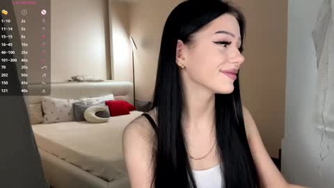 Snapshot of randiburt_ chatting on 02.09.26 Luna online show from 02.09.26